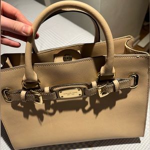 MICHAEL KORS HAMILTON LEATHER EW KHAKI CHAIN SATCHEL CROSSBODY HANDBAG